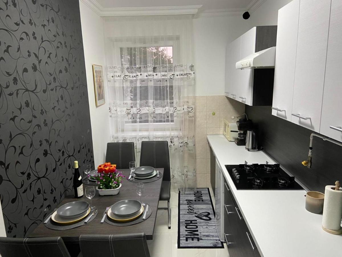 Melinda Apartman 小瓦尔道 外观 照片